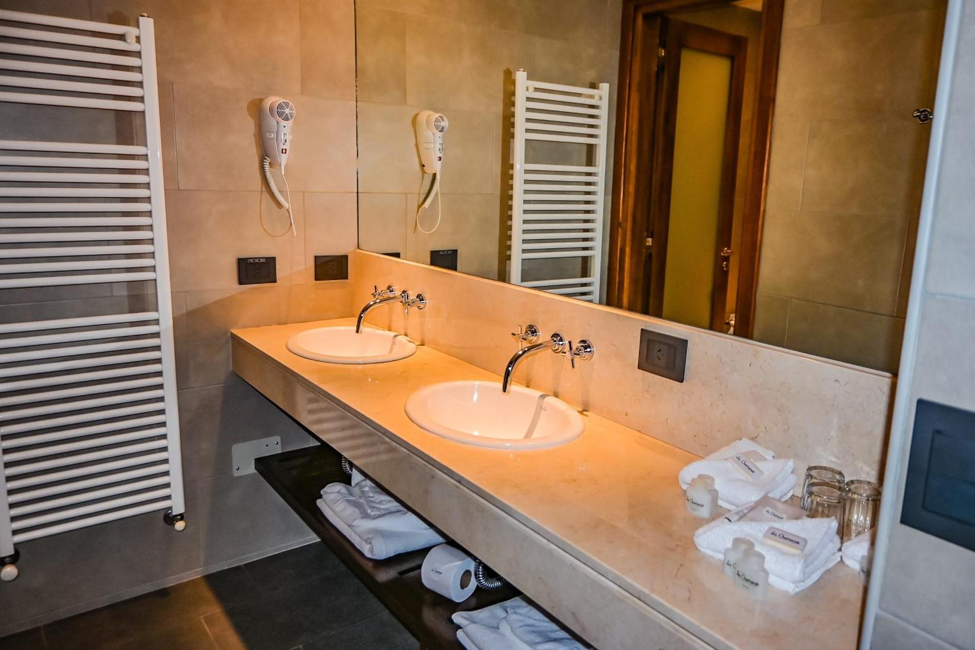 Hotel & Spa La Cheminee ซาน มาร์ติง เด ลอส อันเดส ภายนอก รูปภาพ